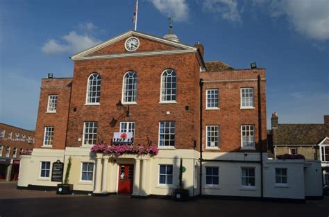 town of huntingdon tn|Town Hall .
